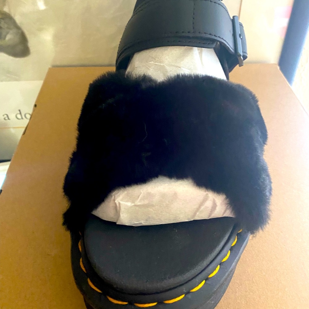 BRAND NEW In Original Box   Doc Martens Voss ll Fluffy Sandals.  Size 10us